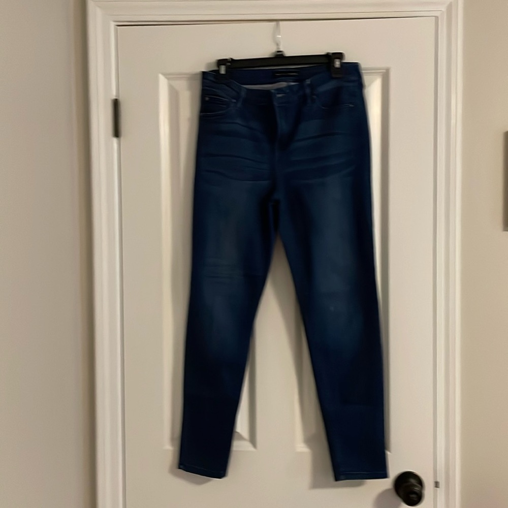 Ladies skinny jeans, size 10